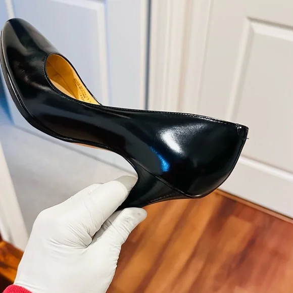 Calvin Klein Glossy Black Heels - Picture 9 of 9